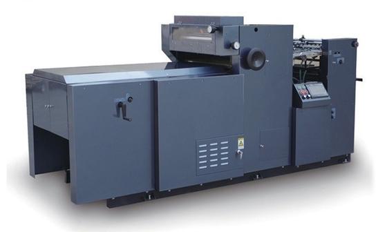 自動620×450mmの点および全面的な紫外線コーティングおよびニスをかける機械