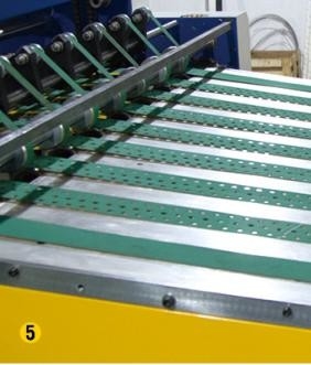 ペーパーのための6800枚のシート/時間の紫外線にニスをかけることおよび全面的な艶出しのコータ