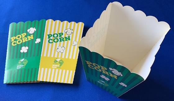 機械型抜きをつけるハンバーガーの食糧箱の折りたたみ