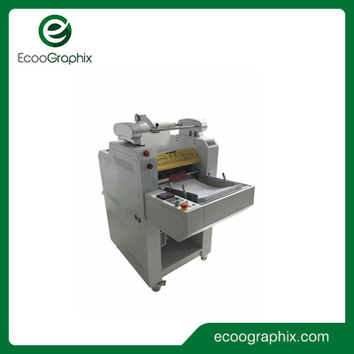 オフィスの使用のためのカッターが付いているEcooGraphix 720mmの幅の小さいフォーマットの薄板になる機械