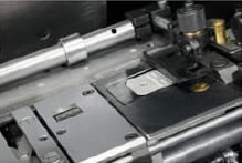 37kw モーターパワー 4 カラーオフセット印刷機 マックスフィーダー スタイルの高度 1180mm