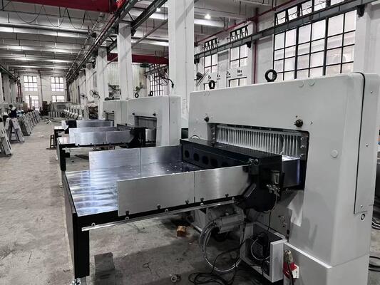 オフセット印刷 A1 紙片切断機