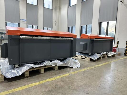 広形 A0 サイズ オフセット印刷 CTP プレート機 工場