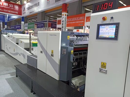 9500 sph A1 UVスポットラッキングマシン 最大シートサイズ 720x1060mm と厚さ80-500gm