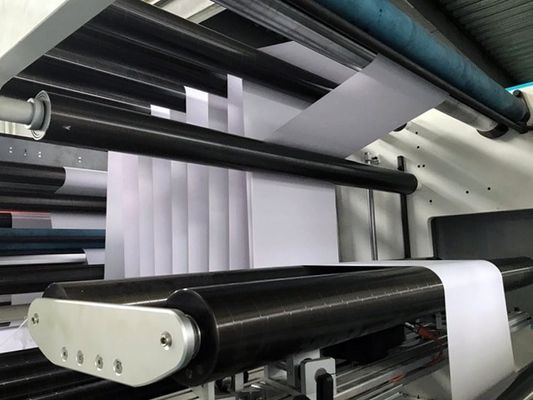 プラスチック フィルムのための巻き戻す機械を切り開く1400mmの感熱紙
